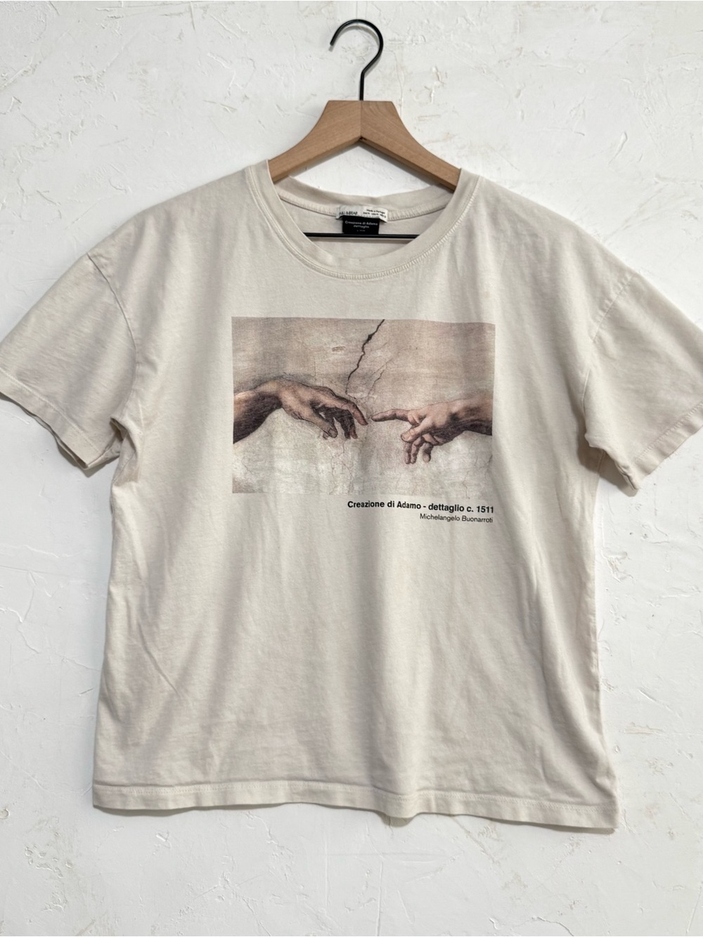 Pull&Bear Michelangelo Creation of Adam Graphic Tee M Made in Portugal